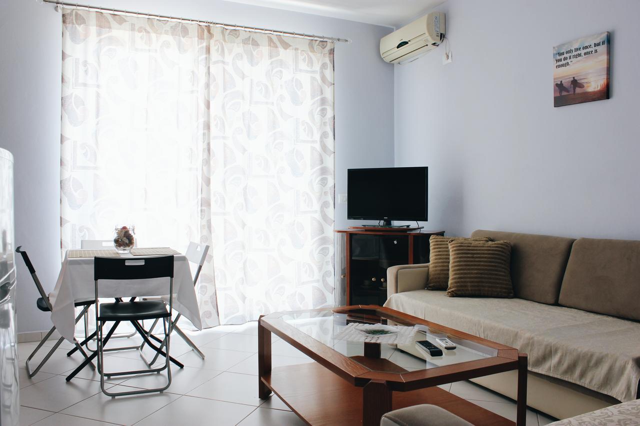 Elti Apartment ซารานเดอ ภายนอก รูปภาพ